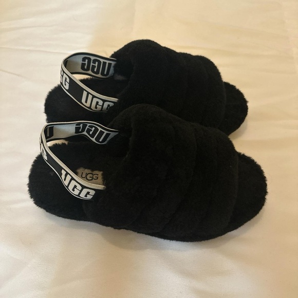 ugg fur slides - Picture 3 of 4